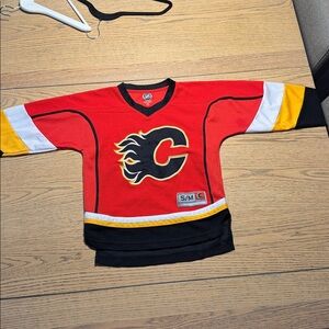Calgary Flames Hockey Jersey - Size Youth S/M